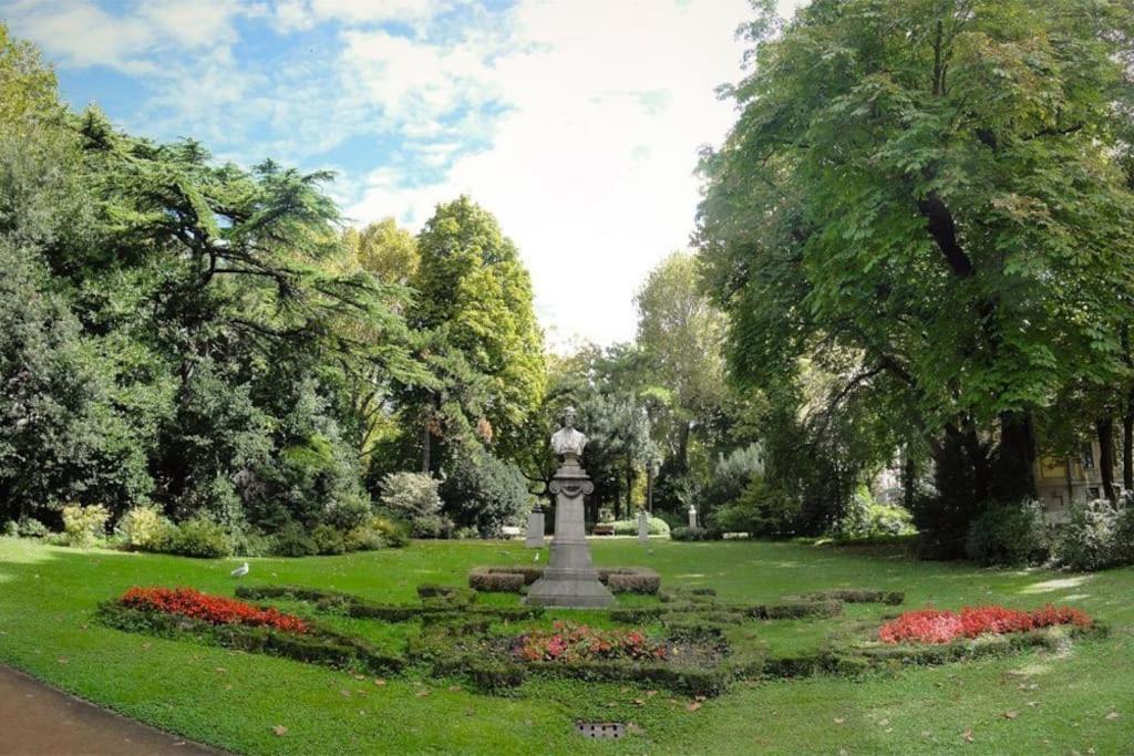 Appartamento La Casa Di Lu Trieste Esterno foto